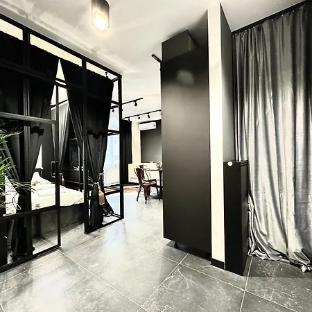 Golden ~ 1000m Main Square ~ Self Check-in 24h Apartmán Vratislav