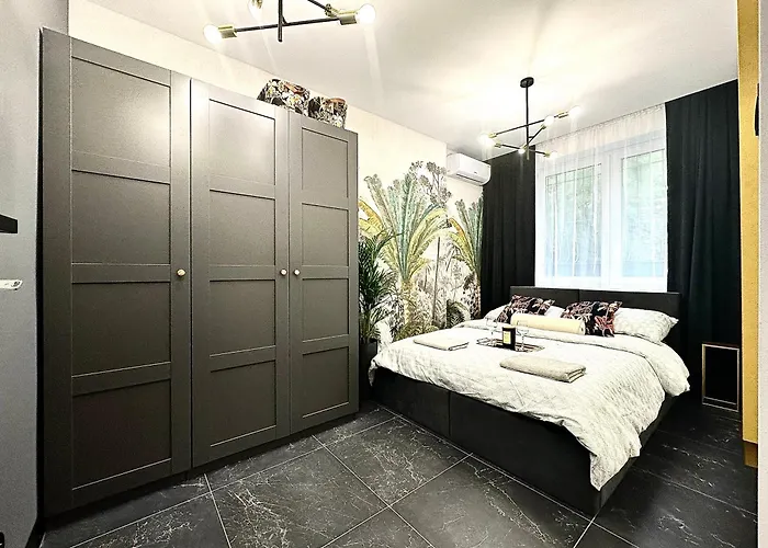 Golden ~ 1000m Main Square ~ Self Check-in 24h Apartamento *